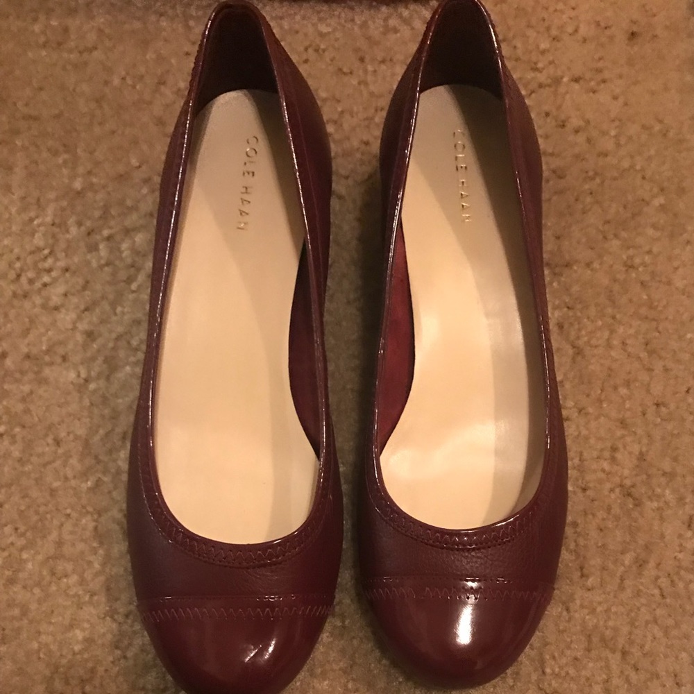 Maroon Wedges